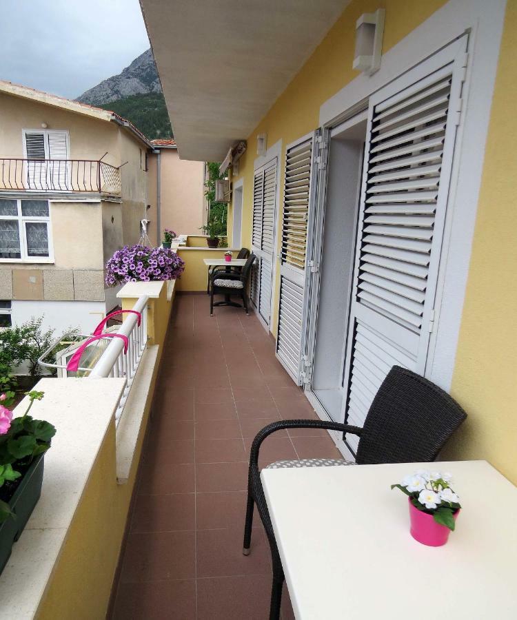 Apartman Jakir Baška Voda エクステリア 写真